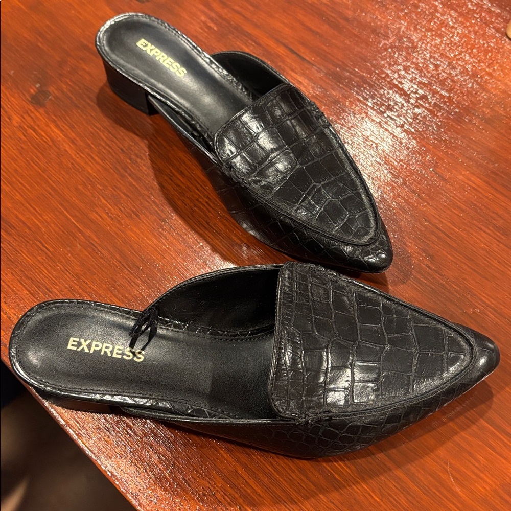 Express Black Croc Pattern Mules - image 3